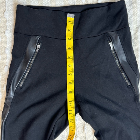 Athleta Siena black leggings, faux leather trim, zipper detail size 6 - Picture 9 of 10